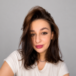 Елена Вахрушева