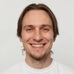 Михаил Серов