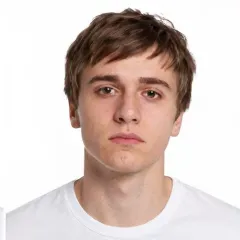 Роман Жаров