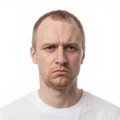 Денис Савельев